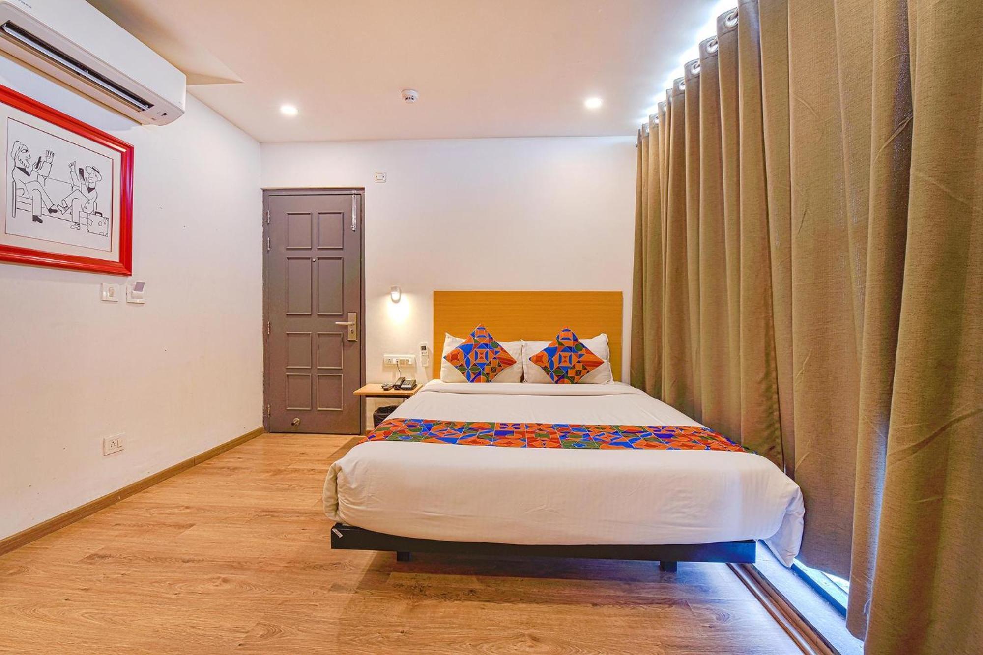 Fabhotel Ny Townhouse Ahmedabad Luaran gambar